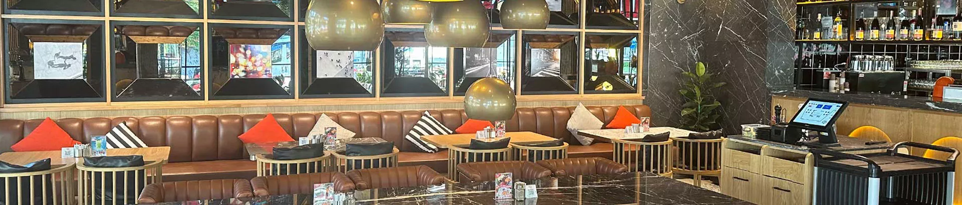 Happy Moon's: Lezzet, Porsiyon ve Atmosferin Adresi