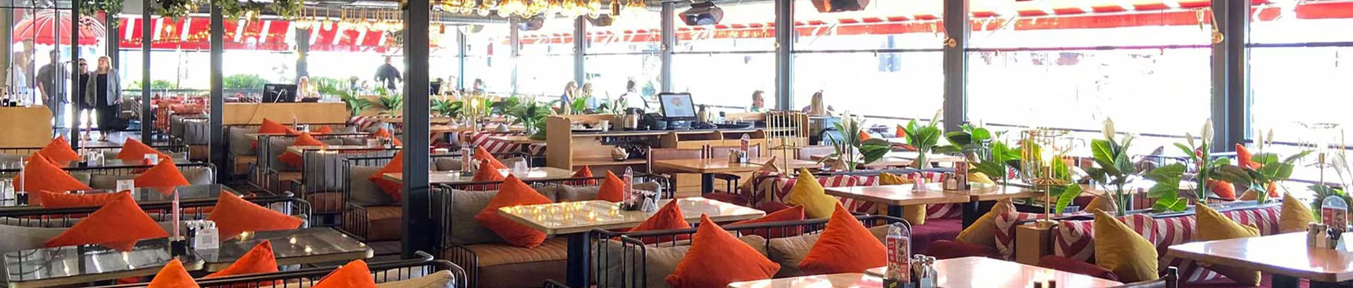 İstanbul’da Denize Karşı Yemek Keyfi Sunan Happy Group Restoranları