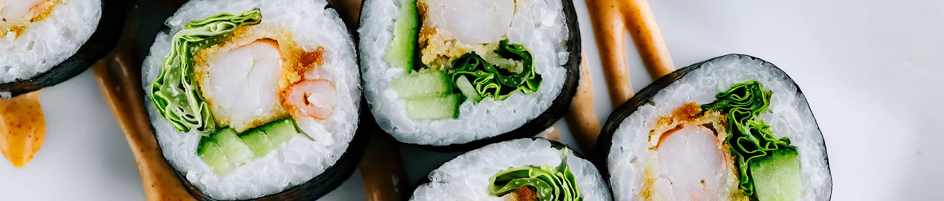 Popüler Sushi Roll Çeşitleri: En Lezzetli Seçimler ve İçerikleri