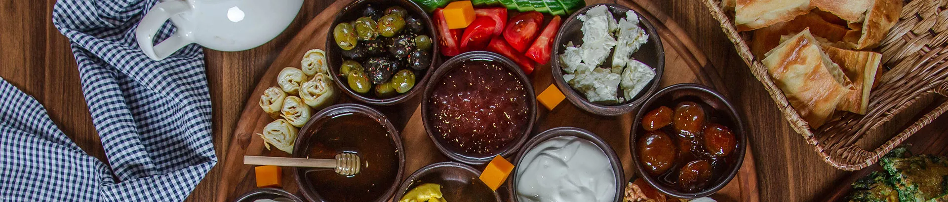 Türkiye’de Brunch Kültürünün Yükselişi: Happy Moon’s ve İkon’da Lezzet Deneyimi