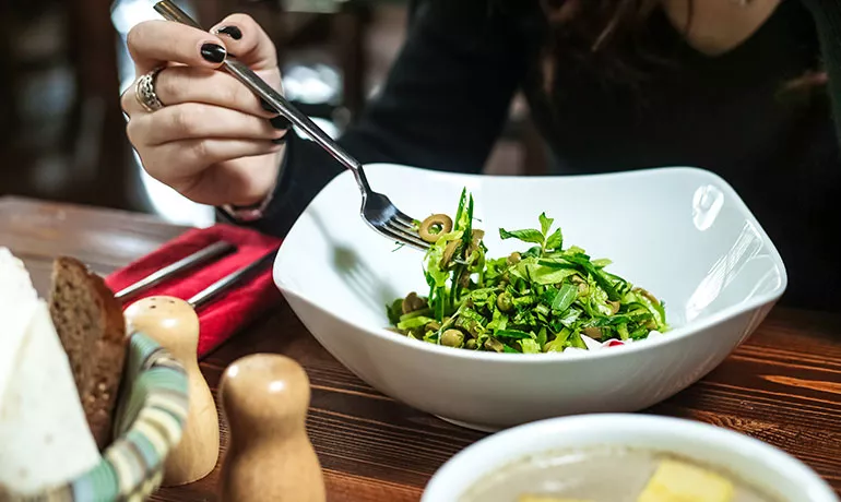 İstanbul’da En İyi Vejetaryen Yemek Sunan Restoranlar: Happy Group Seçkisi