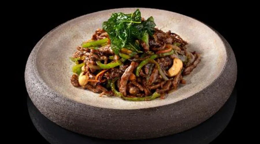 Kaju Fıstıklı Yeşil Biberli Biftek