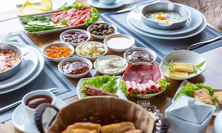 Avrupa Yakası Kahvaltı Mekanları: Happy Moon's ile En İyi Lezzetler