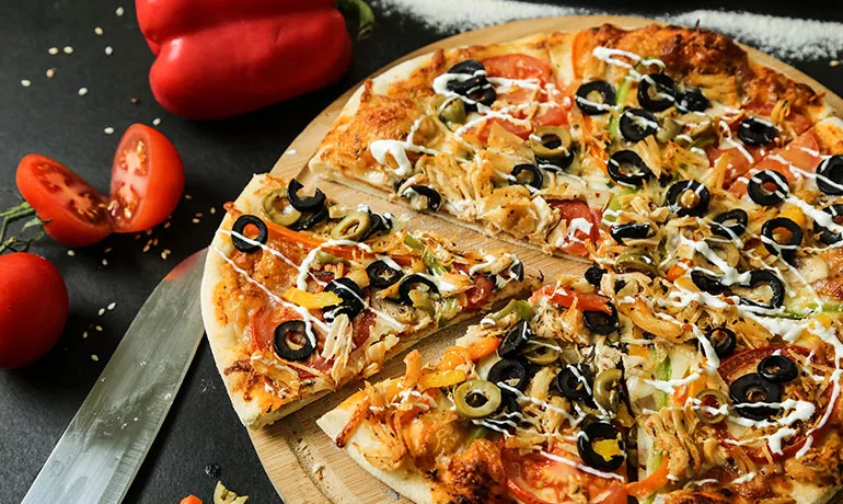 En İyi Pizza Restoranı Nerede? Happy Moon's Pizza Menüsü