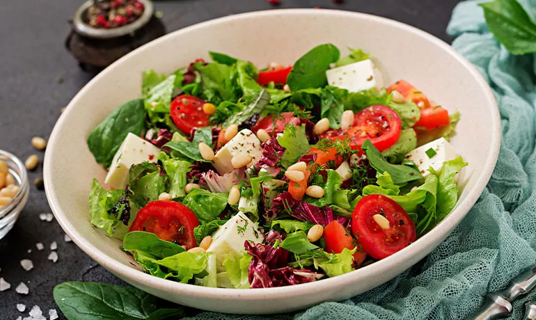 Happy Moon's Sağlıklı Salata Çeşitleri ve Hafif Yemekler