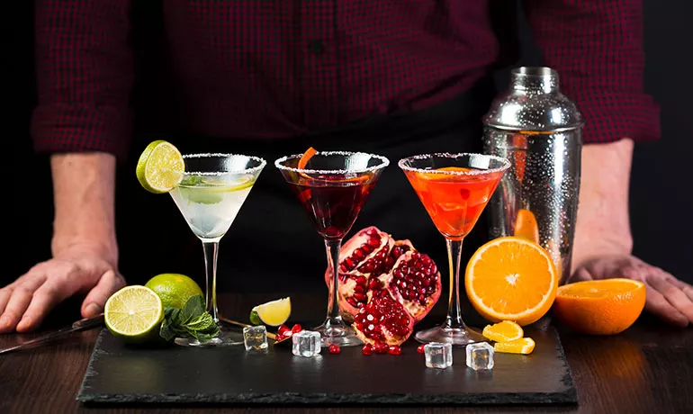 İstanbul’un En İyi Kokteyl Bar & Restoranları: İKON ve The One