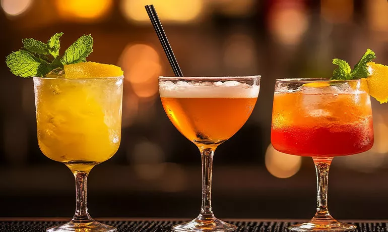 Kokteyl Bar Restoran Deneyimi: Lezzet ve Eğlence Bir Arada