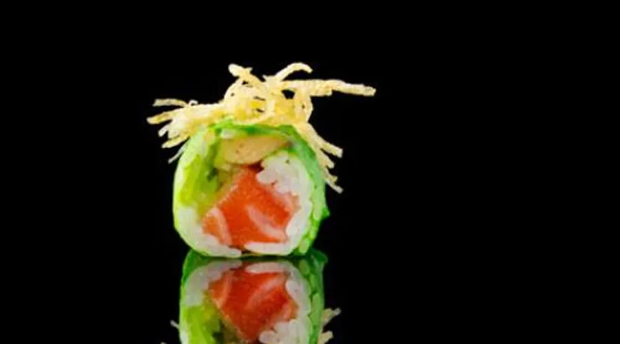 Oishi Somon Roll