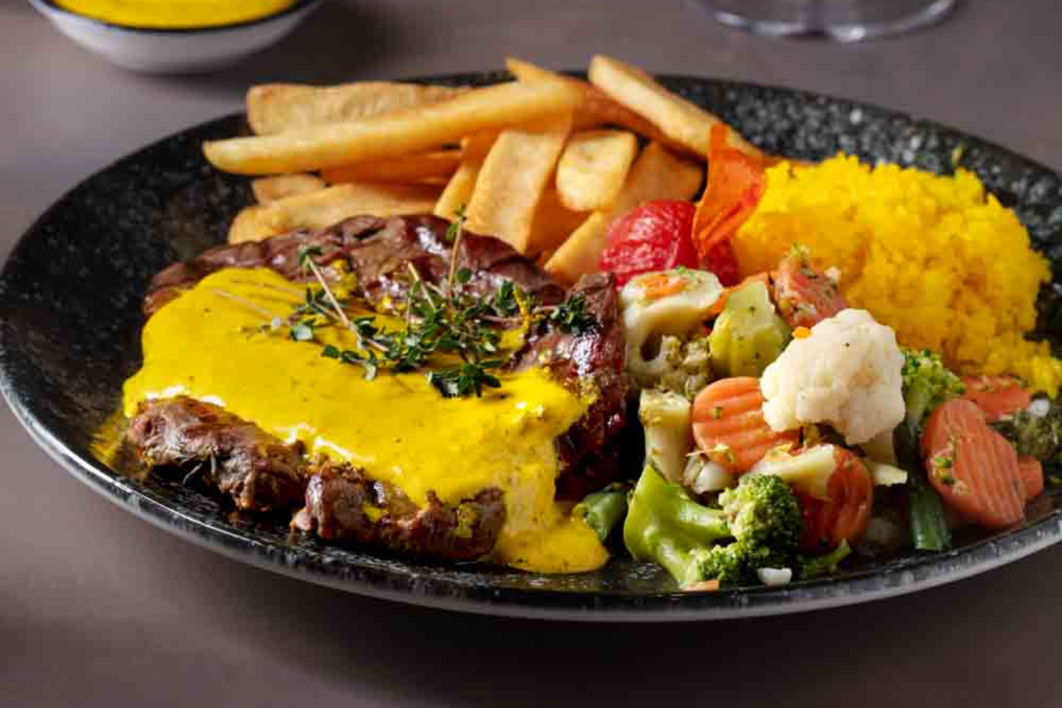 Cafe De Paris Bonfile