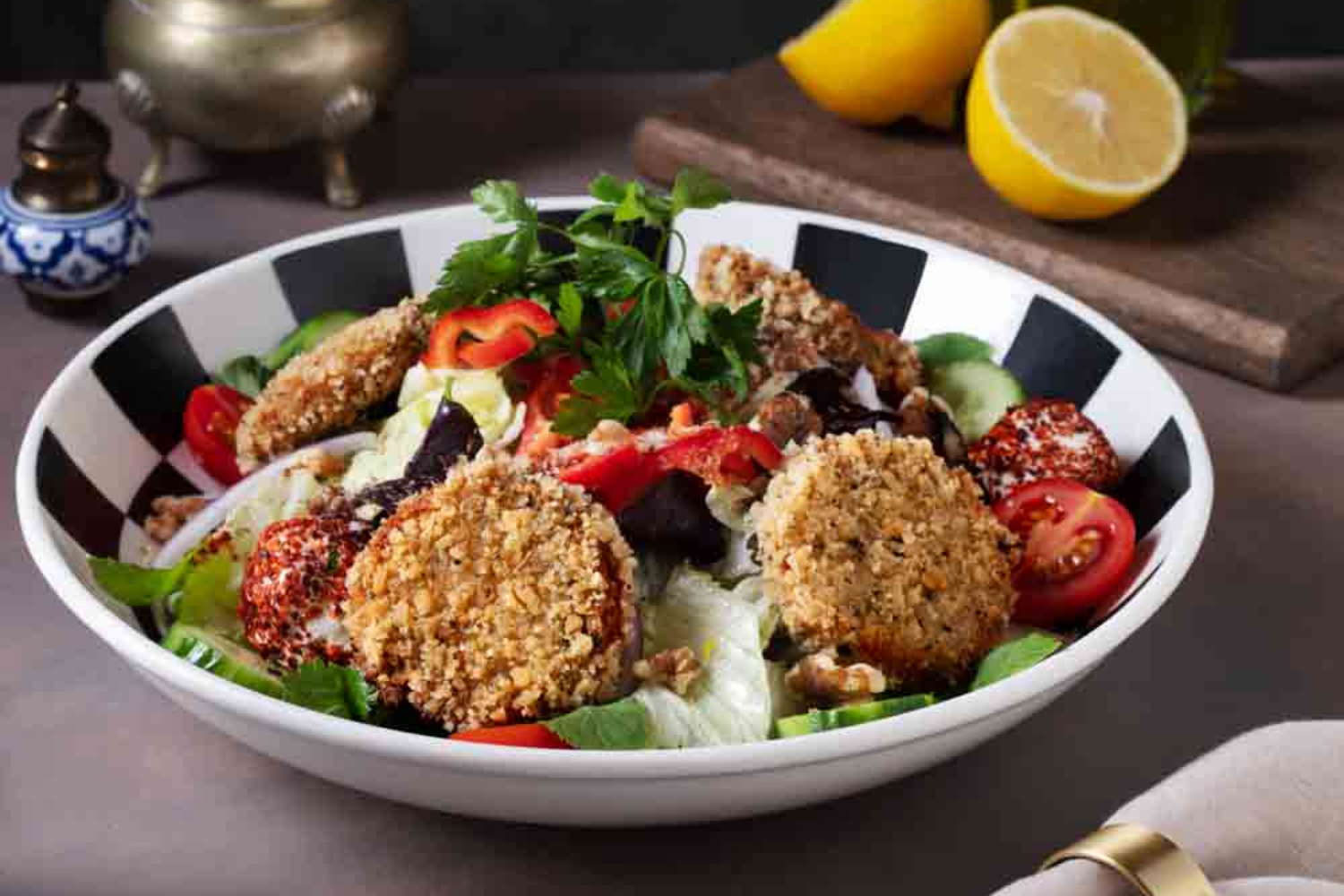 Falafel Salata